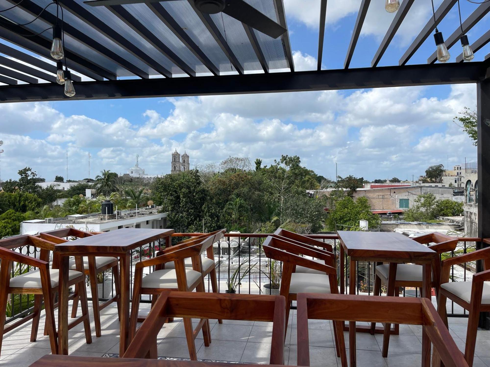 Margarett Hotel Valladolid  Kültér fotó